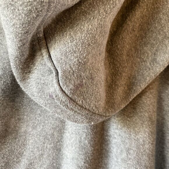 Ariat R.E.A.L. Hoodie Women’s Size Medium Grey Pullover Pouch - Picture 9 of 13